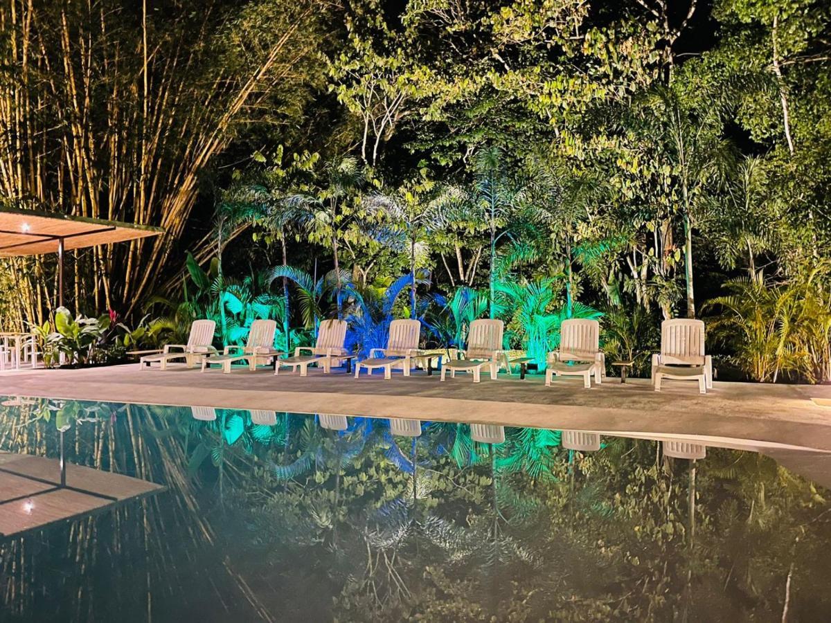 Grand Park Manuel Antonio Hotell Quepos Exteriör bild